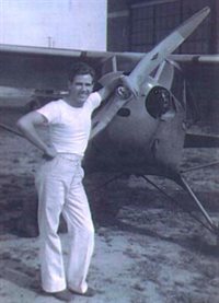 H. Everett Sutter in 1940 with his first airplane, the &amp;quot;T-Craft&amp;quot;, at Mt. Hawley 	Airport in Peoria, IL
