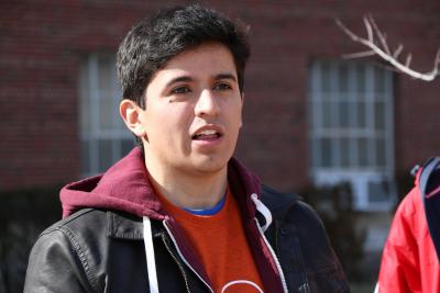 Jorge Aranda at an Engineering Open House