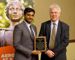 Gavin Ananda, winner of the AE Alumni Advisory Board Fellowship, with Prof. Michael Selig.