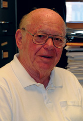 AE Emeritus Prof. Harry H. Hilton