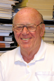 AE Emeritus Prof. Harry H. Hilton