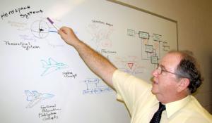 AE Alumni Board member Steven J. D'Urso has joined the Department to administer the new Aerospace Systems Engineering (SE) master's degree program that will begin this fall.