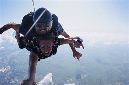 Lexi English skydiving while interning at Priester Aviation and StandardAero. &acirc;&euro;&oelig;I had the day off from work, and skydiving had been on my bucket list for a while, especially after I was asked why anyone would want to jump out of a working plane in my internships, English said. &acirc;&euro;&oelig;It was an awesome experience. I highly recommend it. It was also pretty cool to have some context when I joined the parachute research group with Professors Villafa&Atilde;&plusmn;e-Roca and Panerai.&acirc;&euro;&Acirc;Â