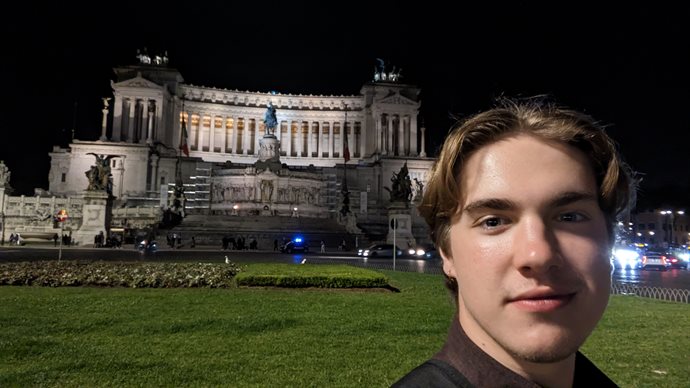 Beck in front of the Vittoriano in Rome during his study abroad travels.