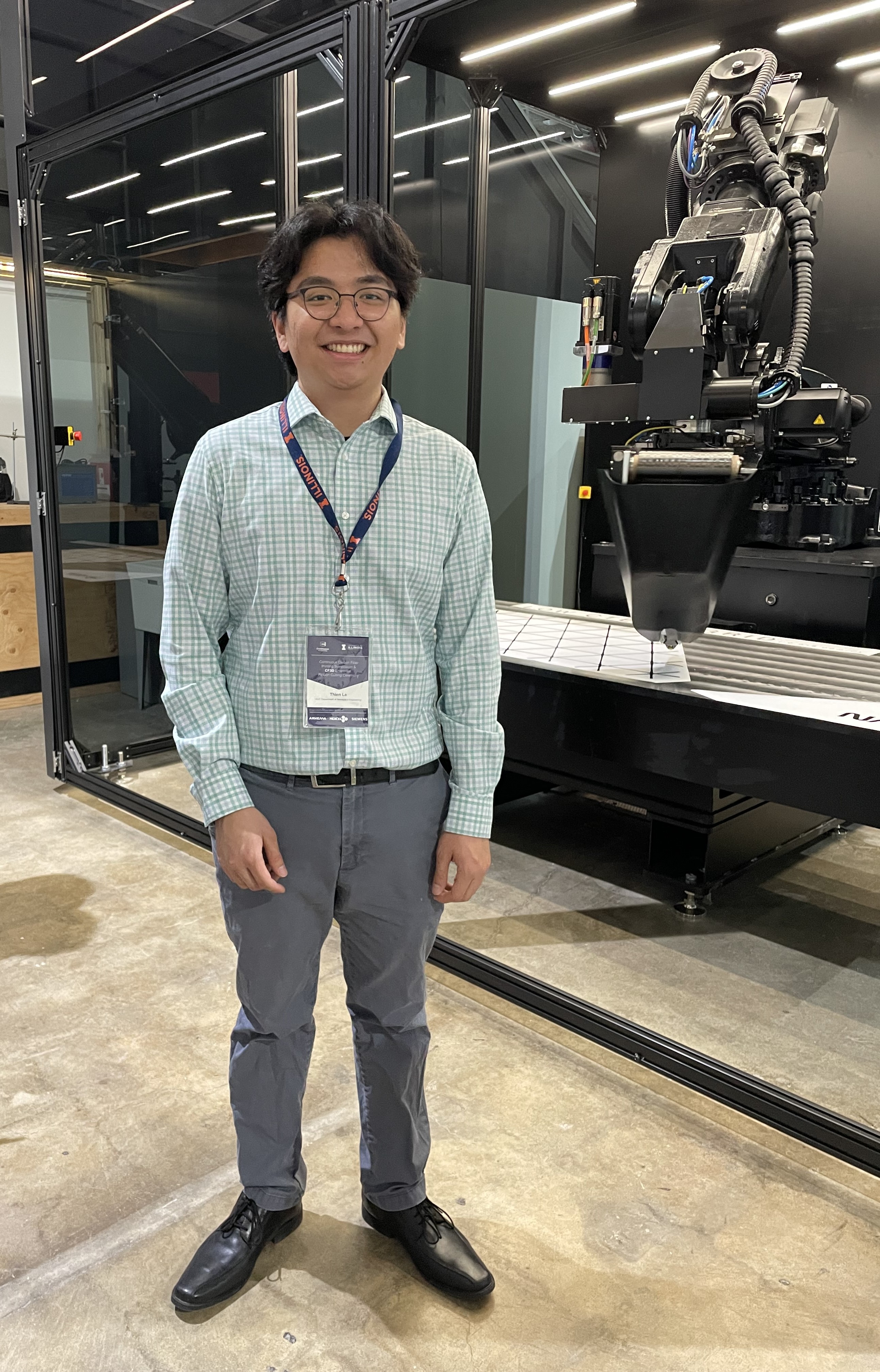 Thien Le at the grand opening of the CF3D printer with the Baur Research Group in 2022.
