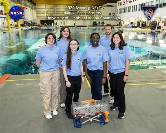 Pictured left to right: Zoe Surles, Gabriela Zabiegaj, Research and Testing Lead Alana Falter, Tiana Foreman, Design and Manufacturing Lead Ryan Smith, and Project Manager Emma Held.